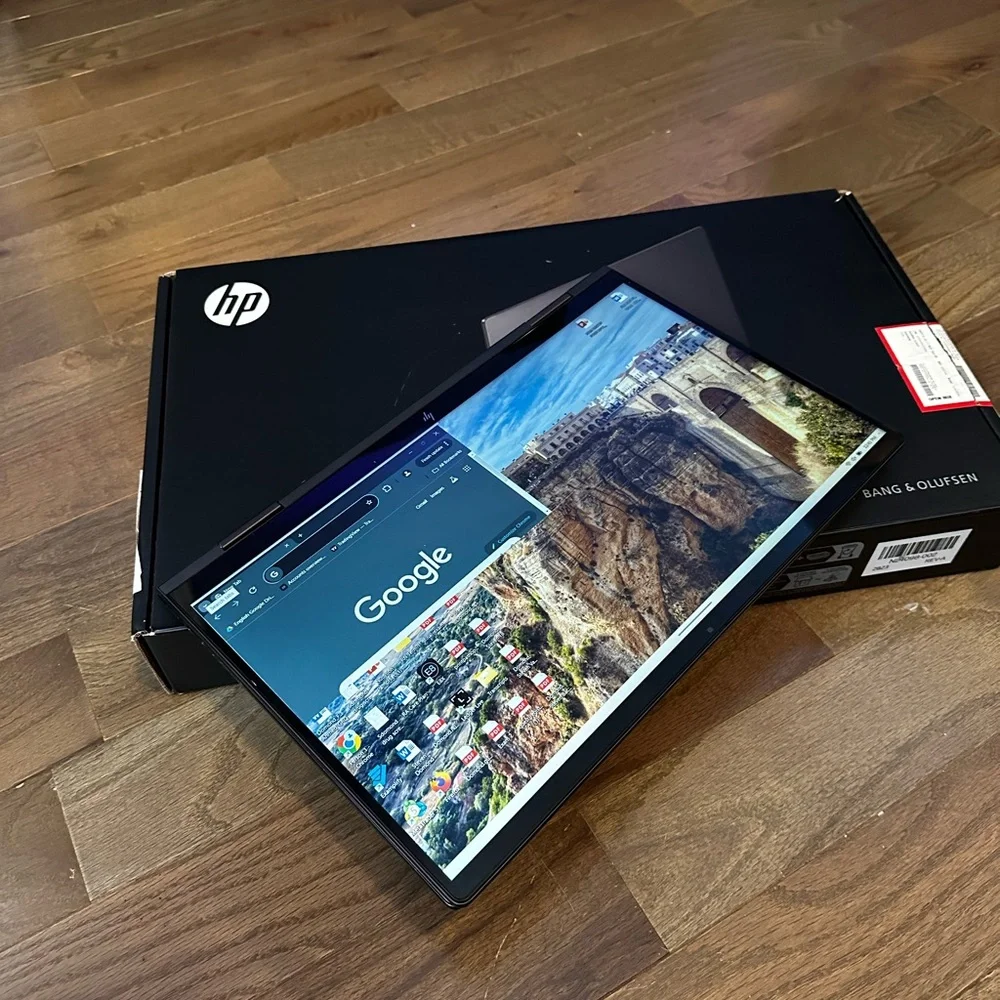 Selling HP Envy x360 2-in-1 Laptop 15 comes with box and charger.